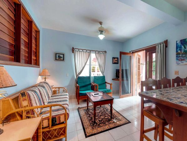 Ambergris Caye Home 1008114