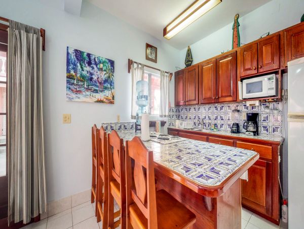Ambergris Caye Home 1008114
