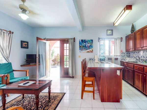 Ambergris Caye Home 1008114