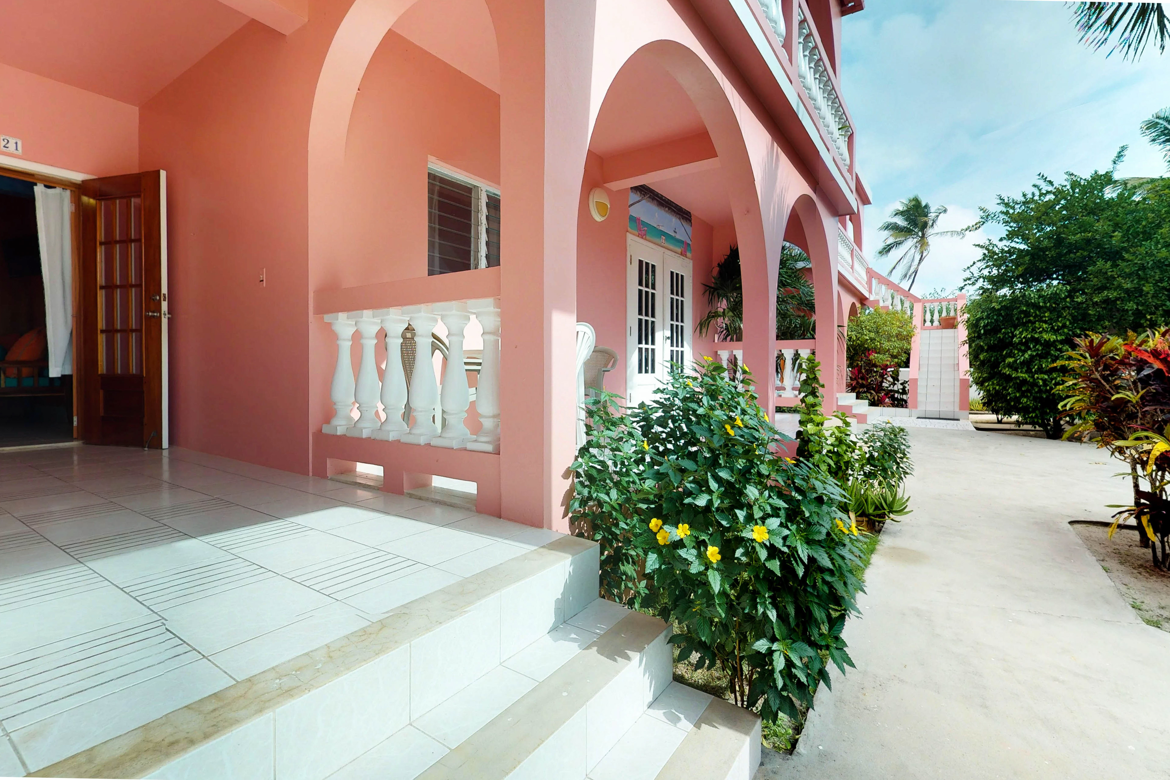 Ambergris Caye Home 1008114