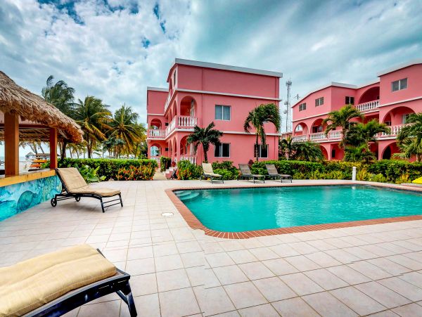 Ambergris Caye Home 1008114