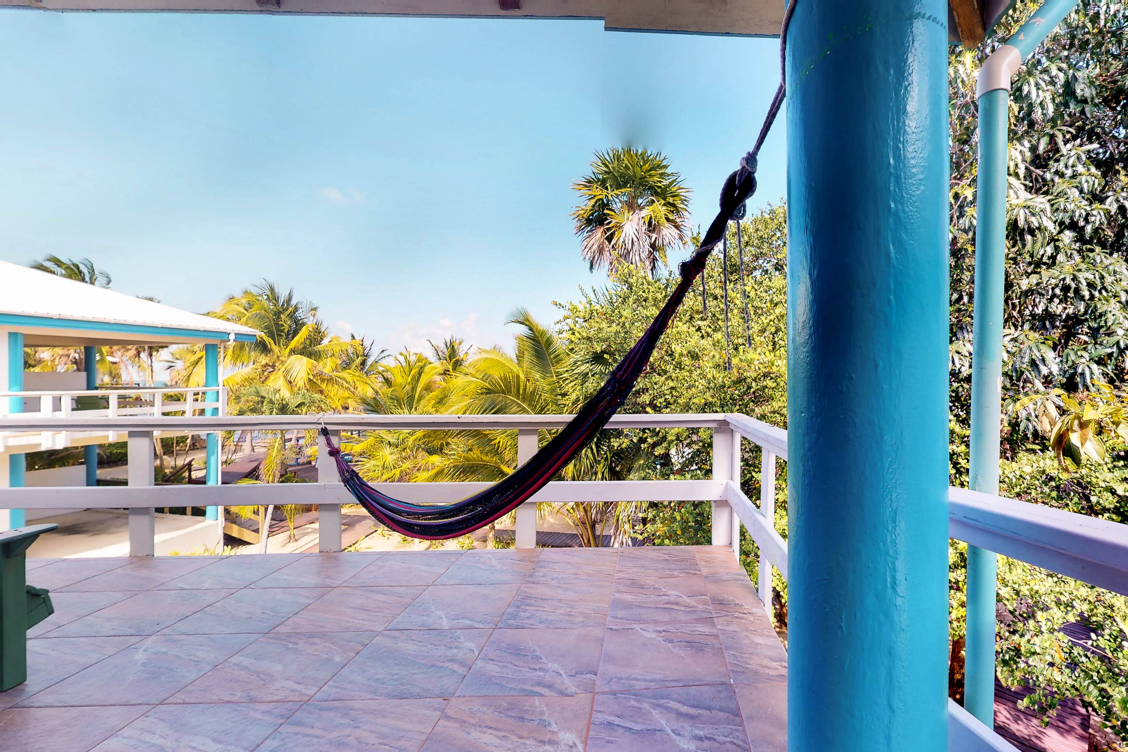 Ambergris Caye Home 1008115