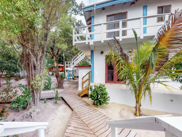 Ambergris Caye Home 1008115