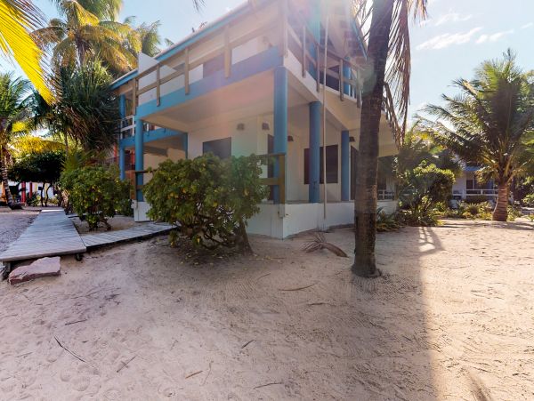 Ambergris Caye Home 1008115