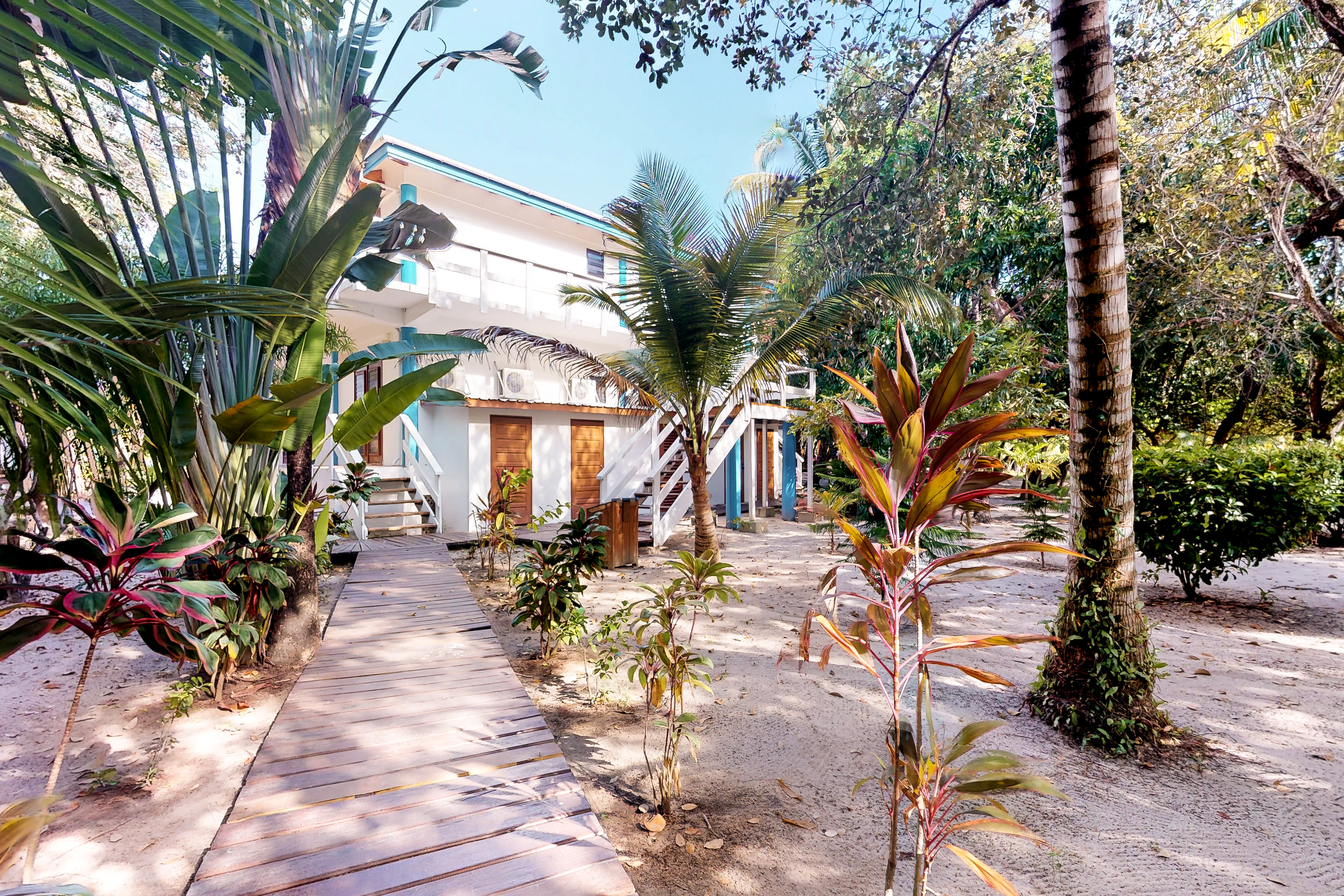 Ambergris Caye Home 1008115