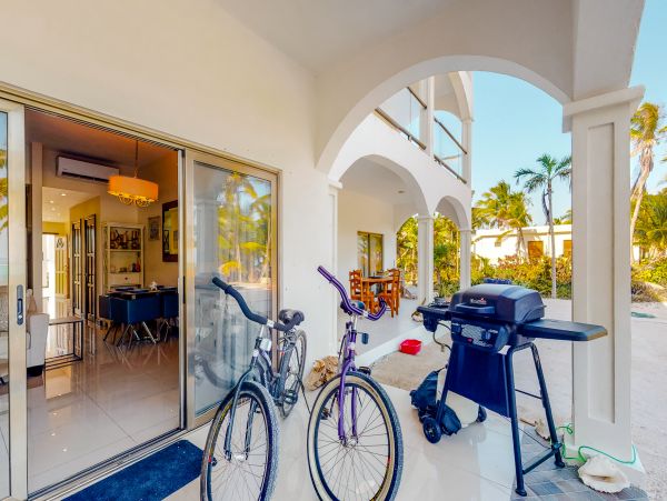 Ambergris Caye Home 1008117