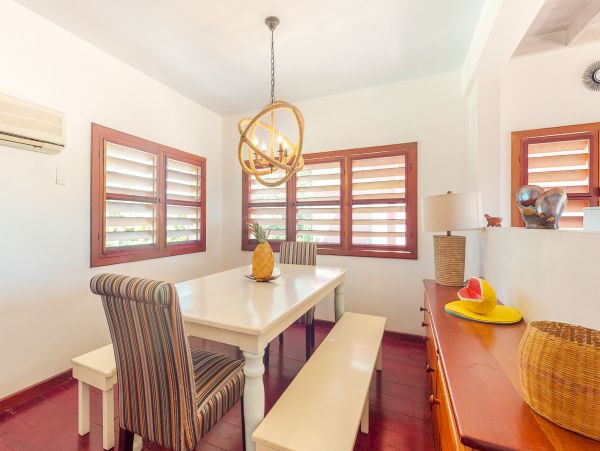 Ambergris Caye Home 1008121