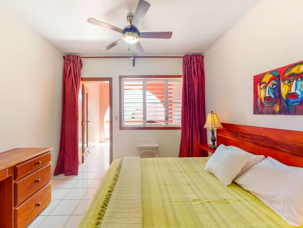 Ambergris Caye Home 1008121