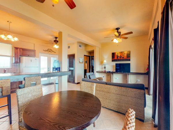 Ambergris Caye Home 1008122