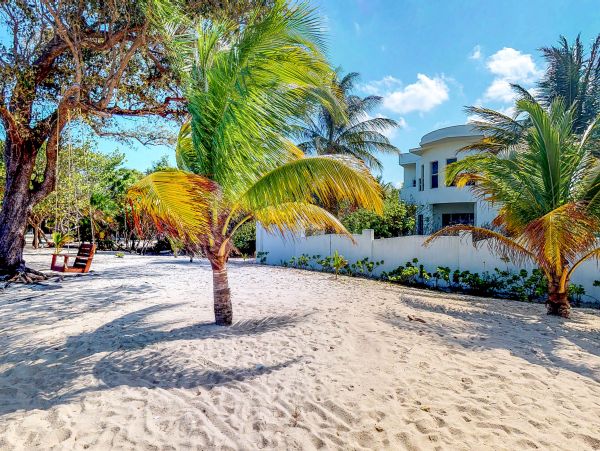 Ambergris Caye Home 1008124