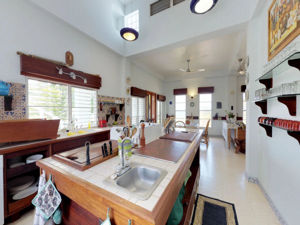 Ambergris Caye Home 1008124