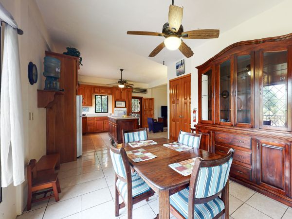 Ambergris Caye Home 1008125