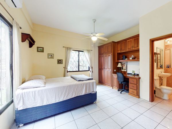 Ambergris Caye Home 1008125