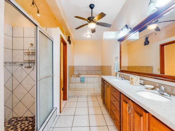 Ambergris Caye Home 1008125