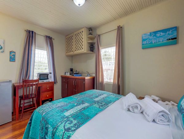Ambergris Caye Home 1008126