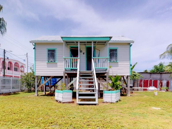 Ambergris Caye Home 1008126