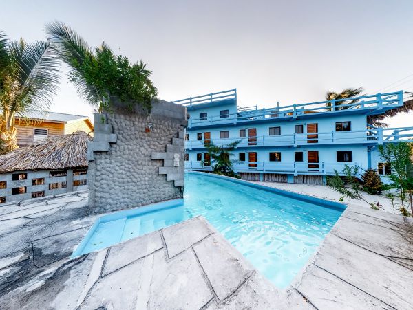 Ambergris Caye Home 1008127