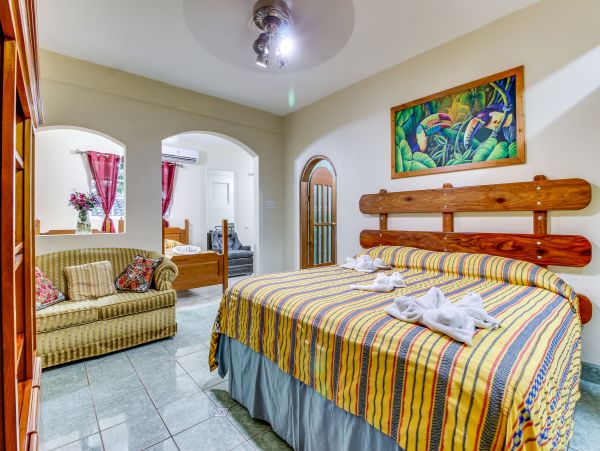 Ambergris Caye Home 1008131