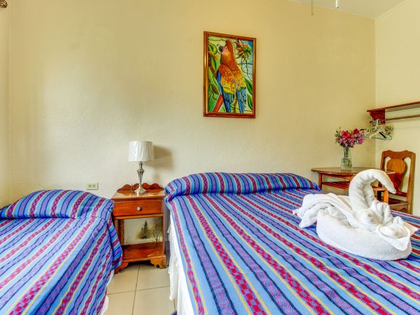 Ambergris Caye Home 1008131