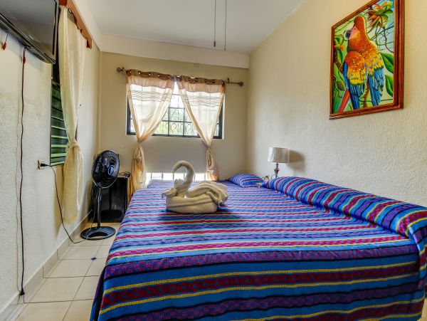 Ambergris Caye Home 1008131