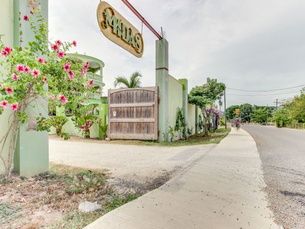 Ambergris Caye Home 1008131