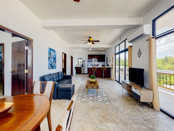 Ambergris Caye Home 1008134