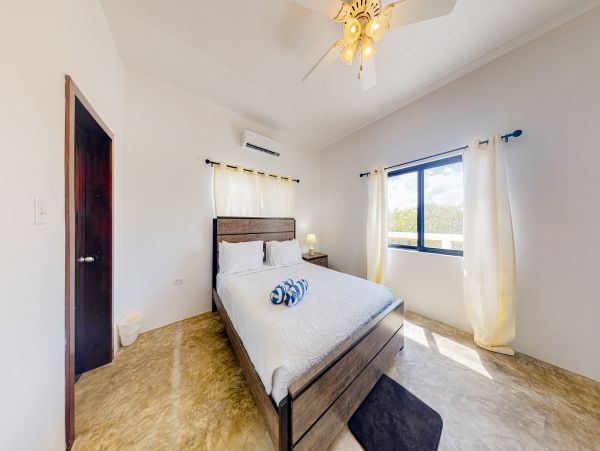 Ambergris Caye Home 1008134