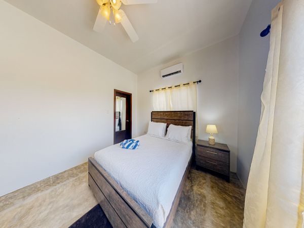 Ambergris Caye Home 1008134