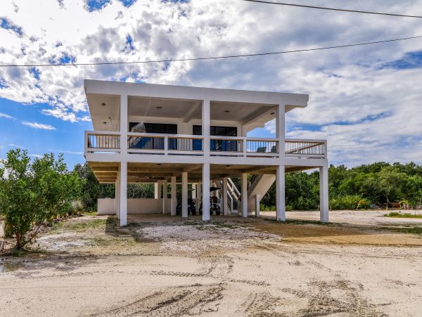 Ambergris Caye Home 1008134