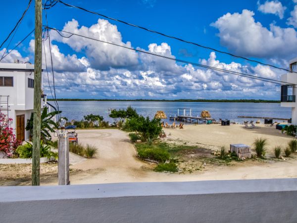 Ambergris Caye Home 1008134