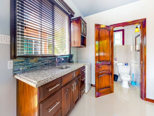 Ambergris Caye Home 1008135