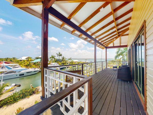 Ambergris Caye Home 1008137