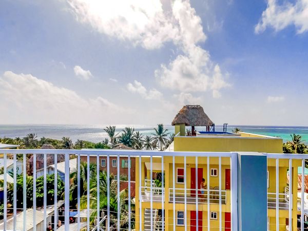 Ambergris Caye Home 1008139