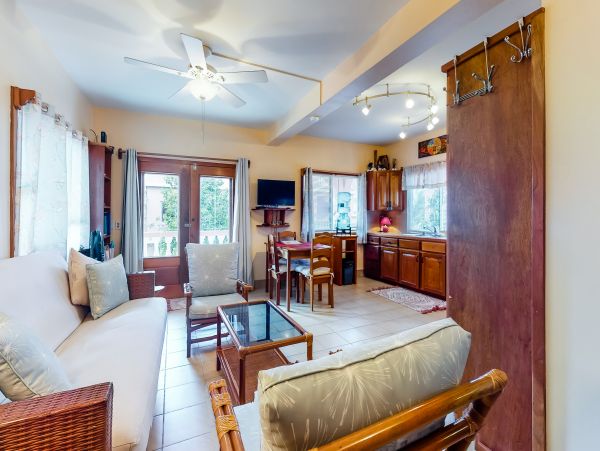 Ambergris Caye Home 1008140