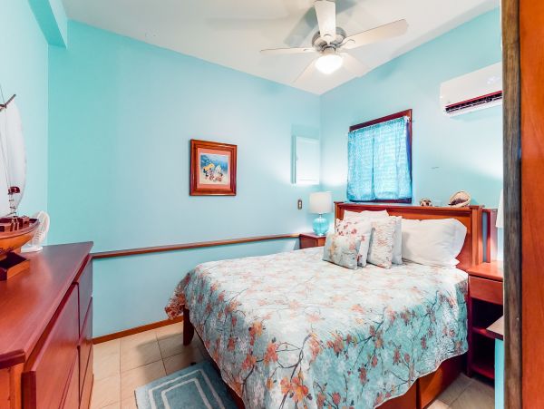 Ambergris Caye Home 1008140