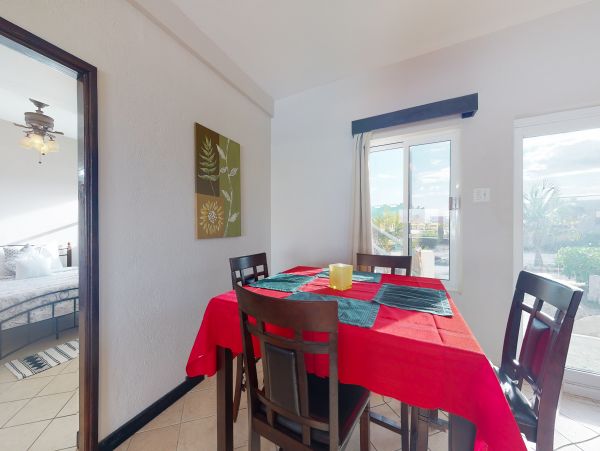 Ambergris Caye Home 1008141
