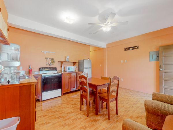 Ambergris Caye Home 1008142