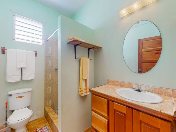 Ambergris Caye Home 1008142