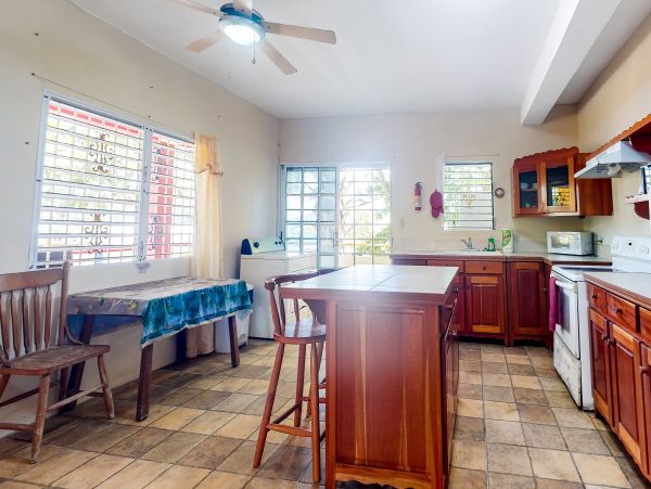 Ambergris Caye Home 1008142