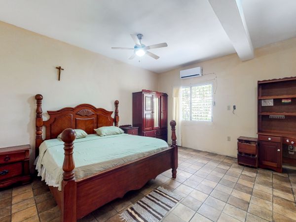 Ambergris Caye Home 1008142