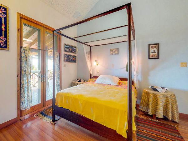 Ambergris Caye Home 1008143