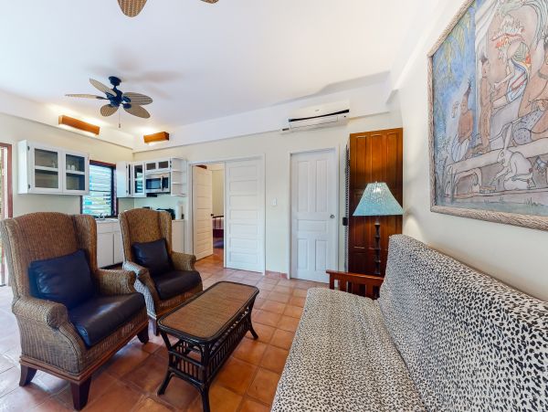 Ambergris Caye Home 1008145