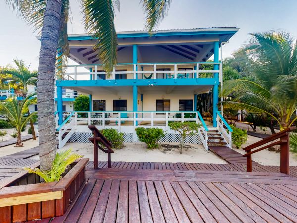 Ambergris Caye Home 1008145