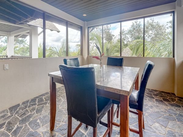 Ambergris Caye Home 1008146