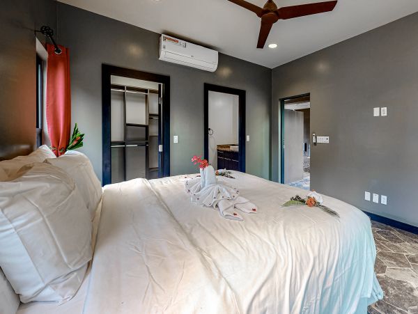 Ambergris Caye Home 1008146
