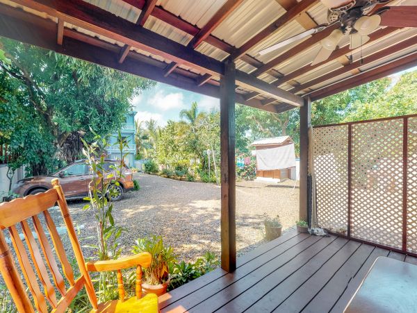 Ambergris Caye Home 1008147