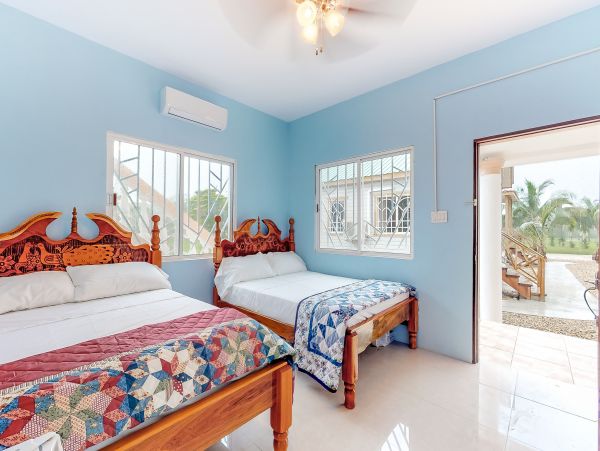 Ambergris Caye Home 1008148