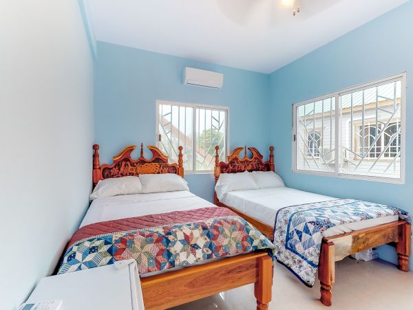 Ambergris Caye Home 1008148