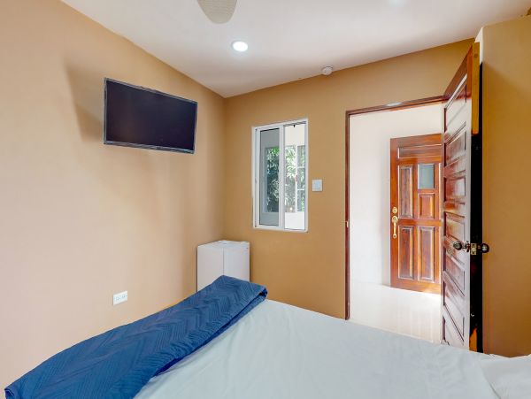 Ambergris Caye Home 1008148