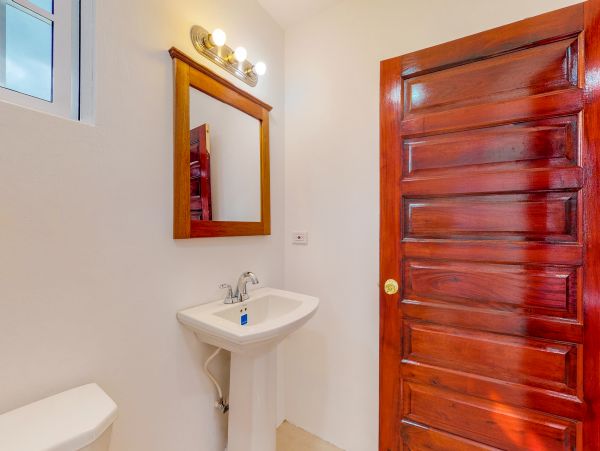 Ambergris Caye Home 1008148
